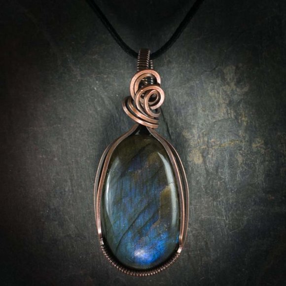 Labradorite Oval Wire Wrapped Pendant - Picture 1 of 2